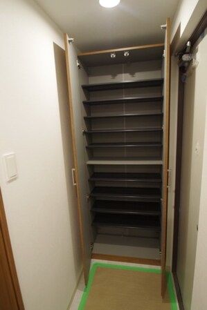 LOC'S SHINYURIGAOKAの物件内観写真